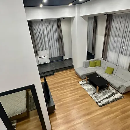 Stylish Loft Living Modern-2br With High Ceilings Skopje