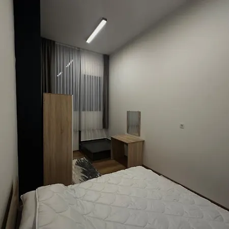 Stylish Loft Living Modern-2br With High Ceilings Skopje