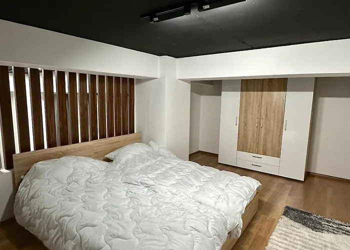 Stylish Loft Living Modern-2br With High Ceilings Apartament *